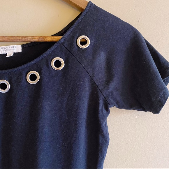 Heart & Hips Black Crop Top - Picture 4 of 4